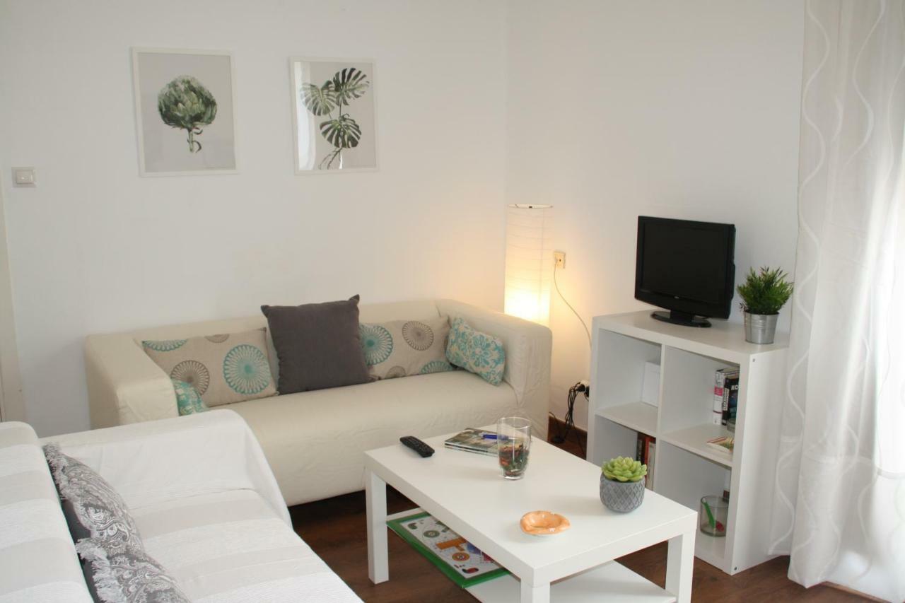 Apartamento Tia Maria Apartament Malaga Zewnętrze zdjęcie